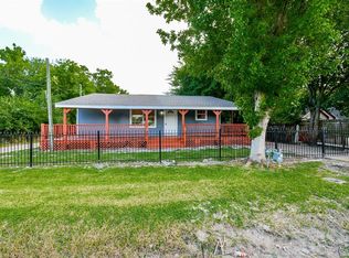 4902 Sycamore Ave, Pasadena, TX 77503