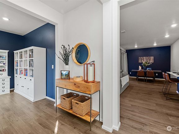 5th image of 32780 SE Cottonwood Street