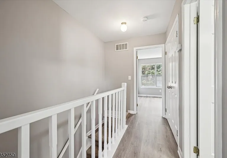 907 Wetherburn Ct — Photo 16
