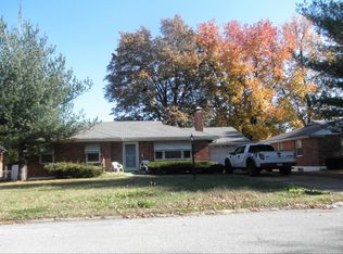 9262 Waldorf Dr, Saint Louis, MO