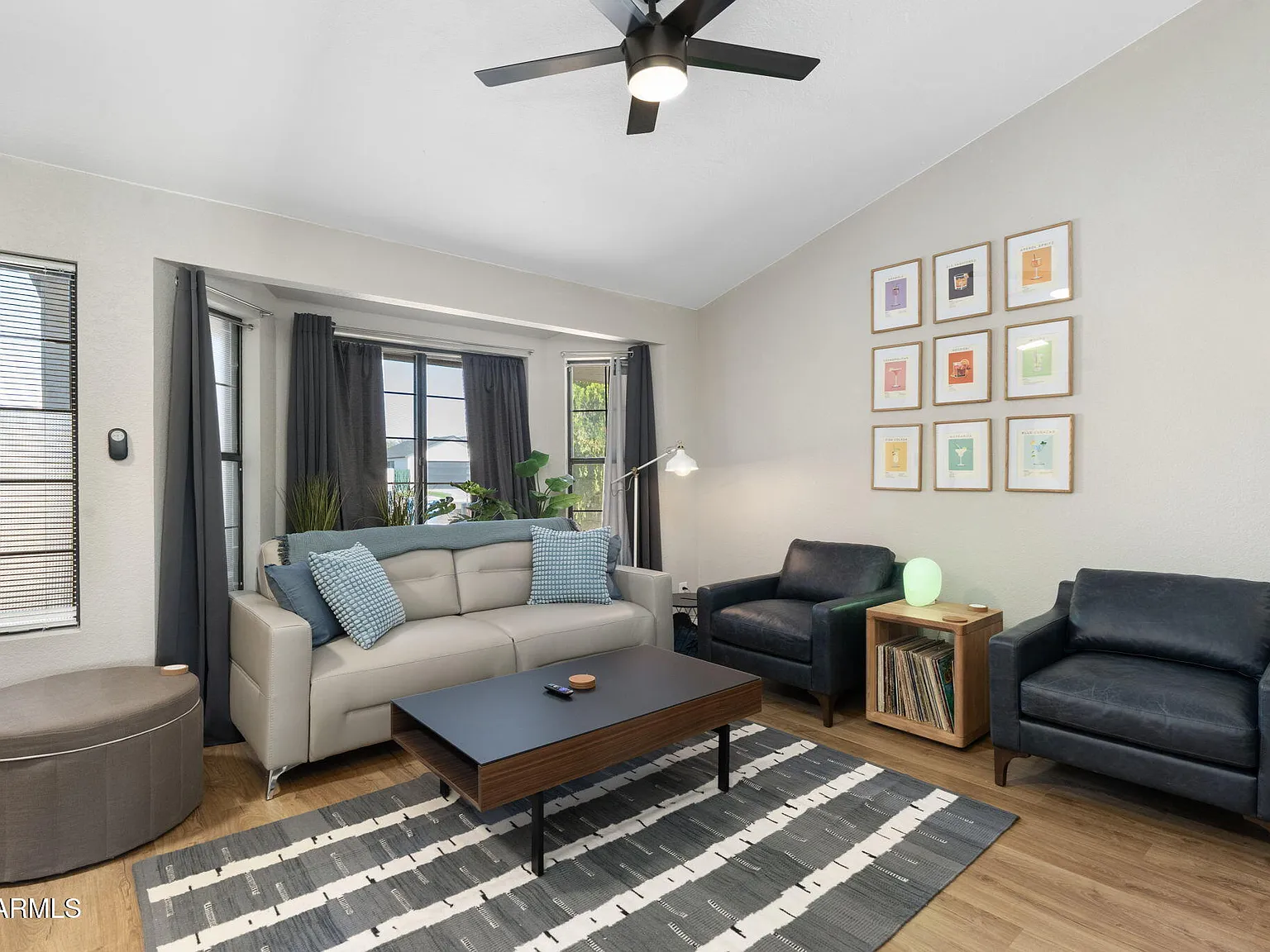 2 bed, 2.0 bath, 928 sqft, $3,200 — Photo 3