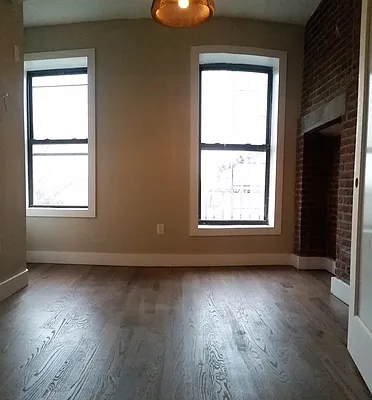 Rented by Lilia Anastasiadis, LREB | media 28