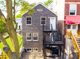 2440 W 24th Pl #2R, Chicago, IL 60608