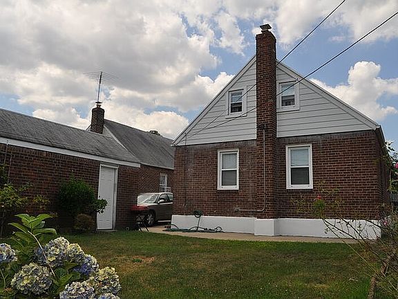4th image of 18608 Brinkerhoff Ave