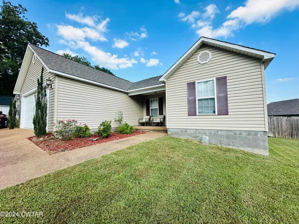 195 Simmons St, Henderson, TN 38340