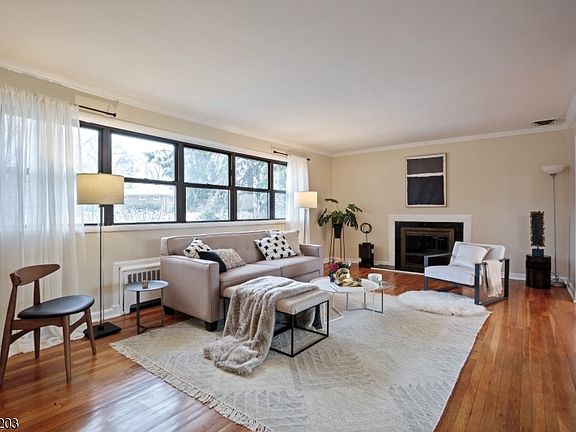 4th image of 7 Speir South Orange