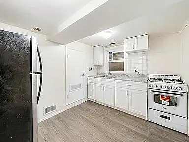 463 Liberty Ave — Photo 4