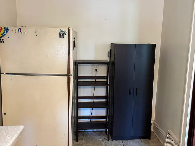 211 Chestnut Blvd #4 — Photo 4