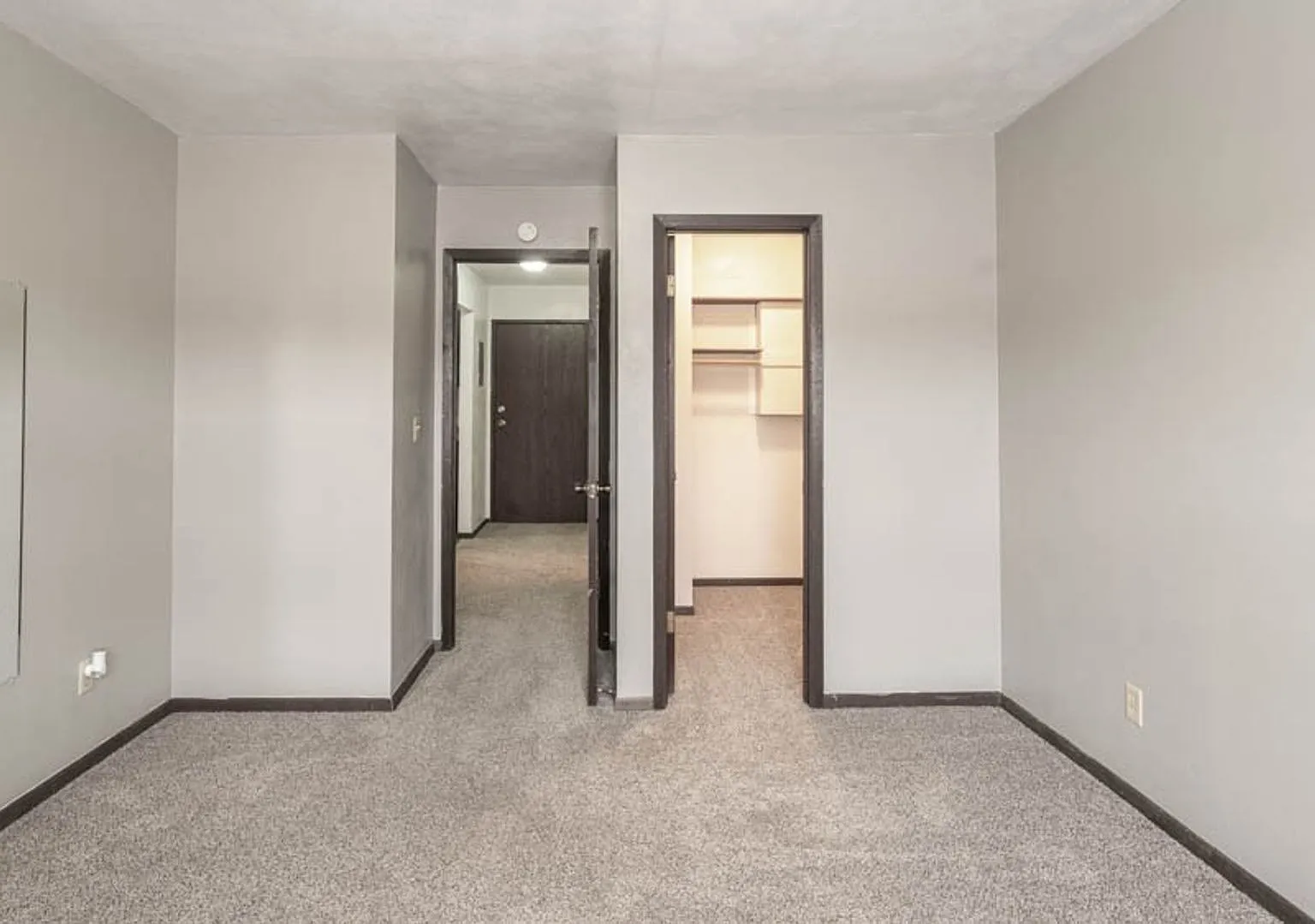Kingswood Place — Photo 4