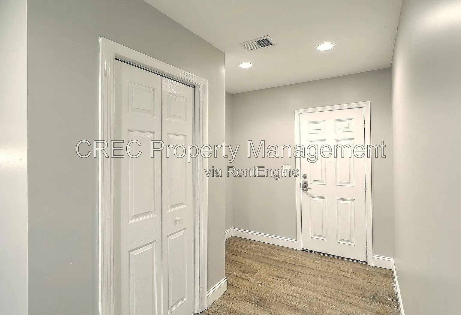 2 bed, 2.0 bath, 1296 sqft, $2,400 — Photo 4