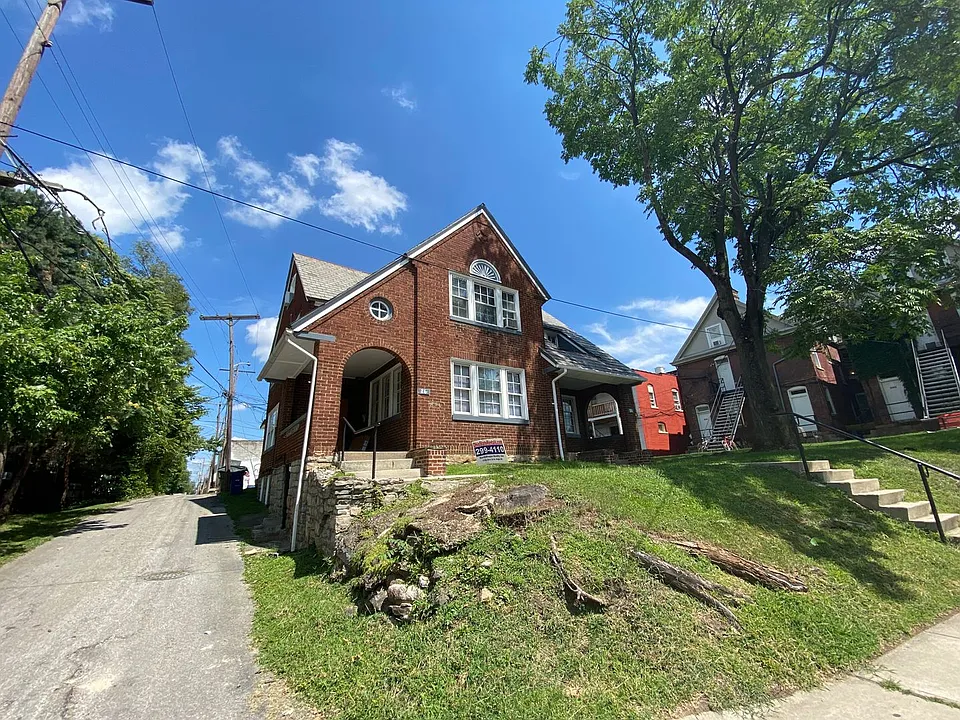W Patterson Ave 24-26 IF