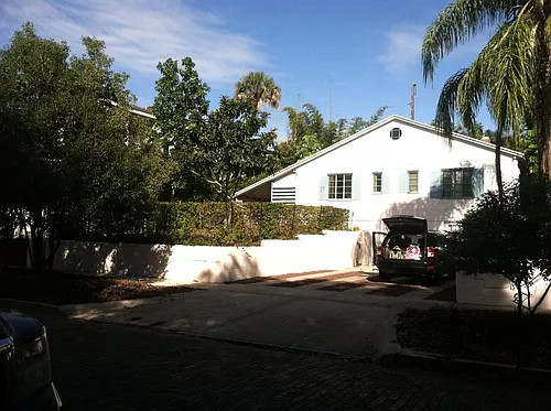 615 Hillcrest St #GROUND FLOOR Photo 1