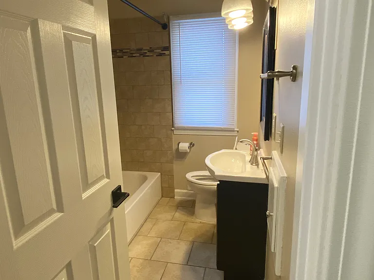W Green Tree Rd — Photo 10