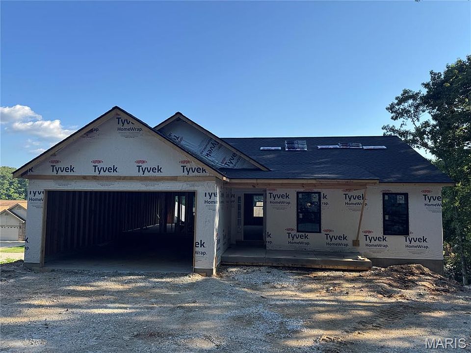 1st image of 10967 Village Dr W