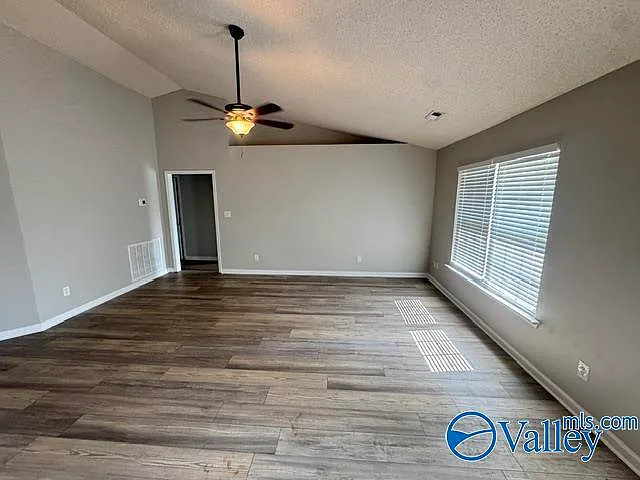 263 Shadow Ct SW — Photo 9