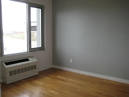 Rented by MCR Realty | media 9