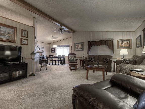 5th image of 2310 N Patricia Ln