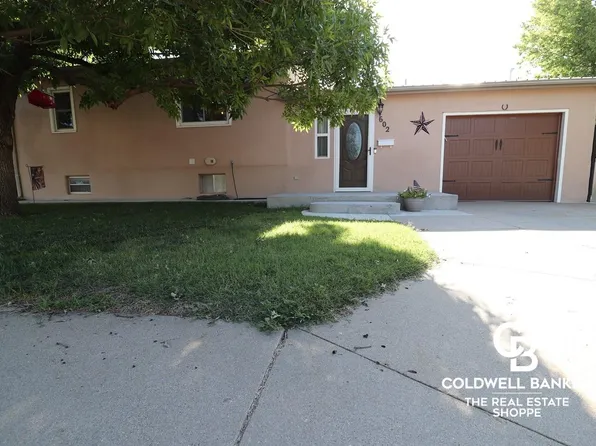 602 Kingsley St, Scott City, KS 67871