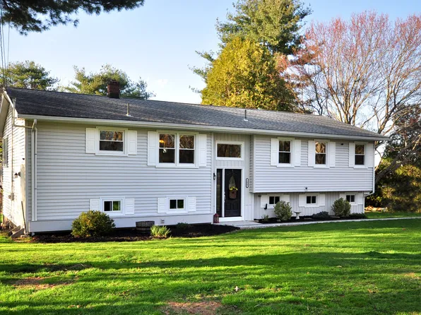 294 Ledgewood Road, Watertown, CT 06795