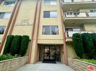 825 S Le Doux Rd APT 303, Los Angeles, CA 90035