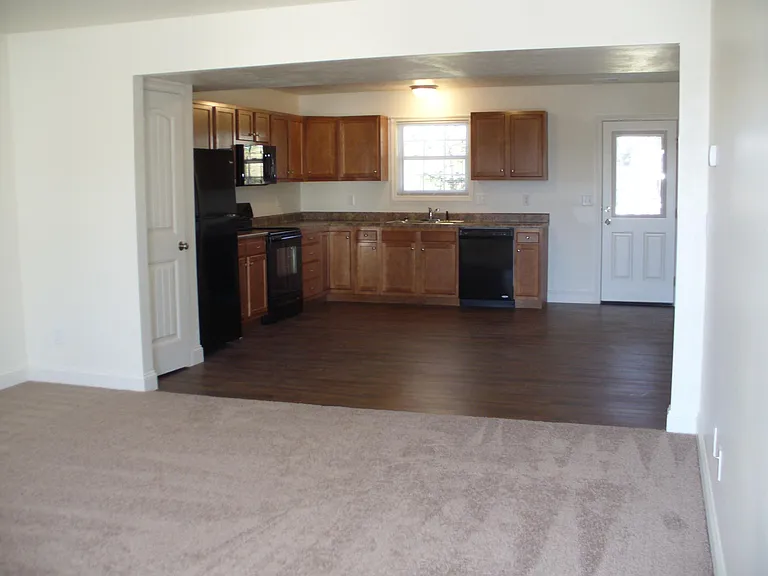 101 Pine Needle Dr #101 — Photo 7