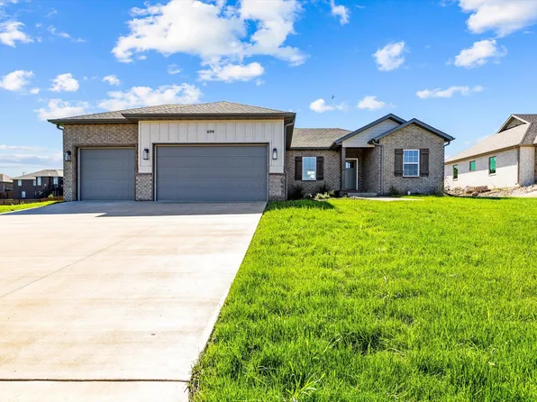 694 Wright Street, Willard, MO 65781