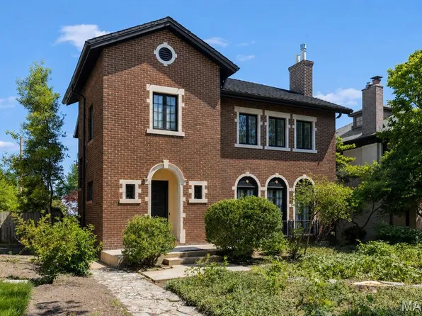 73 Arundel Pl, Saint Louis, MO 63105