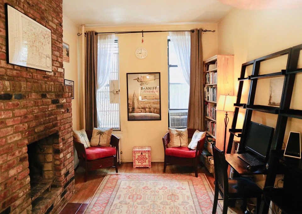 1st image of 24 Cornelia St APT 04