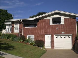 1121 Rosedale Dr, Greensburg, PA