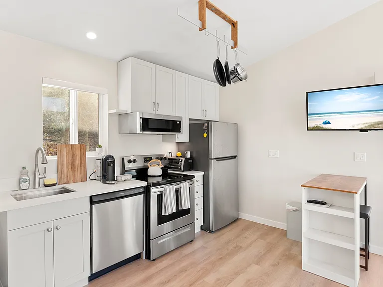 7717 Romeria St — Photo 11