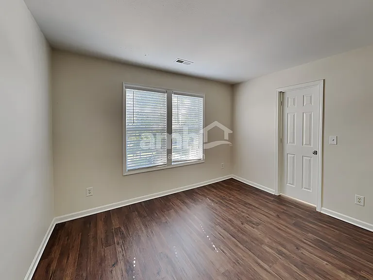 11234 Heritage Green Dr — Photo 19