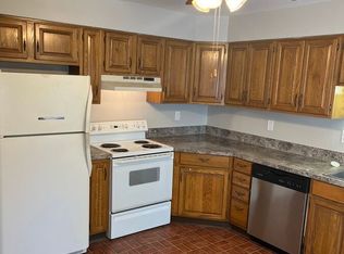2505 Wood Ave APT B, Colorado Springs, CO 80907