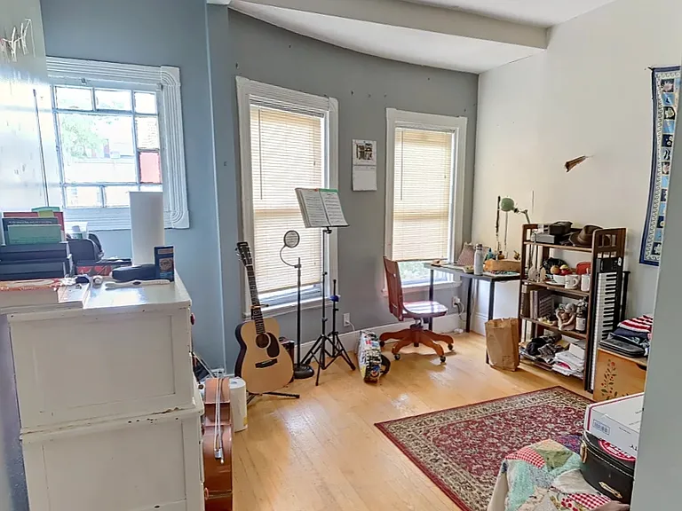 131 Brook St #3A — Photo 4