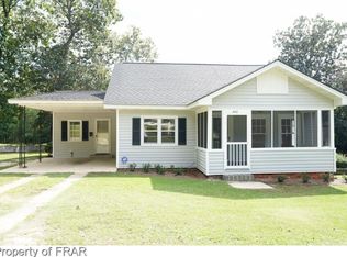 420 W Donaldson Ave, Raeford, NC 28376
