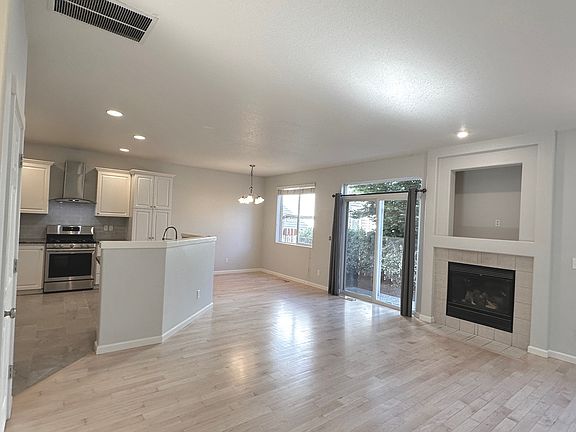 2nd image of 220 NE 57th Ave