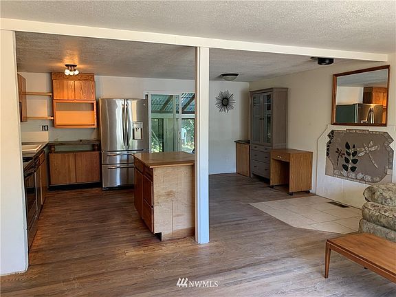 Kitchen & dining room