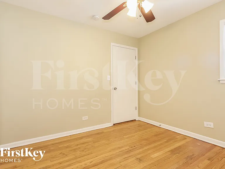 6204 S Kildare Ave #1 — Photo 9
