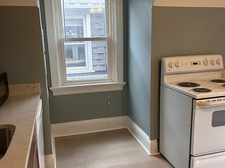 417 S Winebiddle St #3 — Photo 4