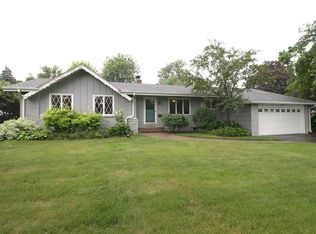 416 Blake Rd S, Hopkins, MN 55343