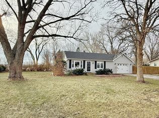 42W515 Star Ln, Sugar Grove, IL 60554