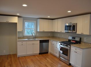 29 Cleveland Ave, Saugus, MA 01906