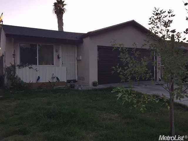 2337 Nancy Ln photo 1