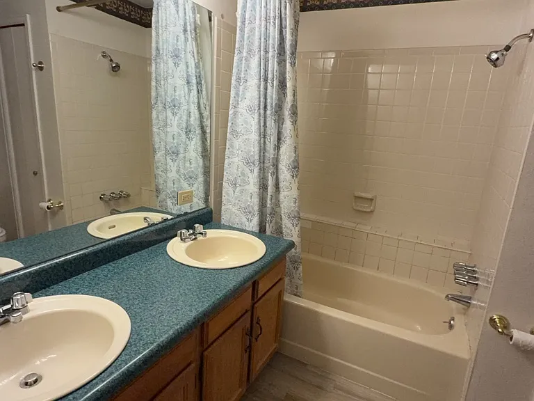 954 Brant Hollow Ct — Photo 14