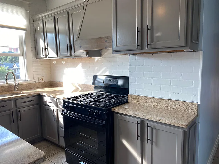 261 Morris St #2 — Photo 19