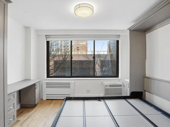 792 Columbus Avenue image 1 of 13