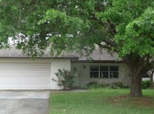 367 Peggy Cir NE, Palm Bay, FL 32907