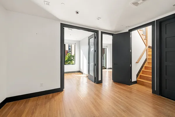 Rented by Corcoran | media 21