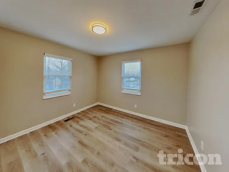 622 Meadowview Dr — Photo 11
