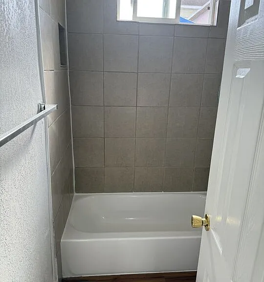 5042 Ferndale St — Photo 12