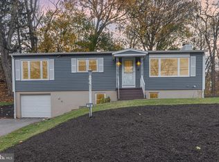 14 Springers Ln, New Cumberland, PA 17070